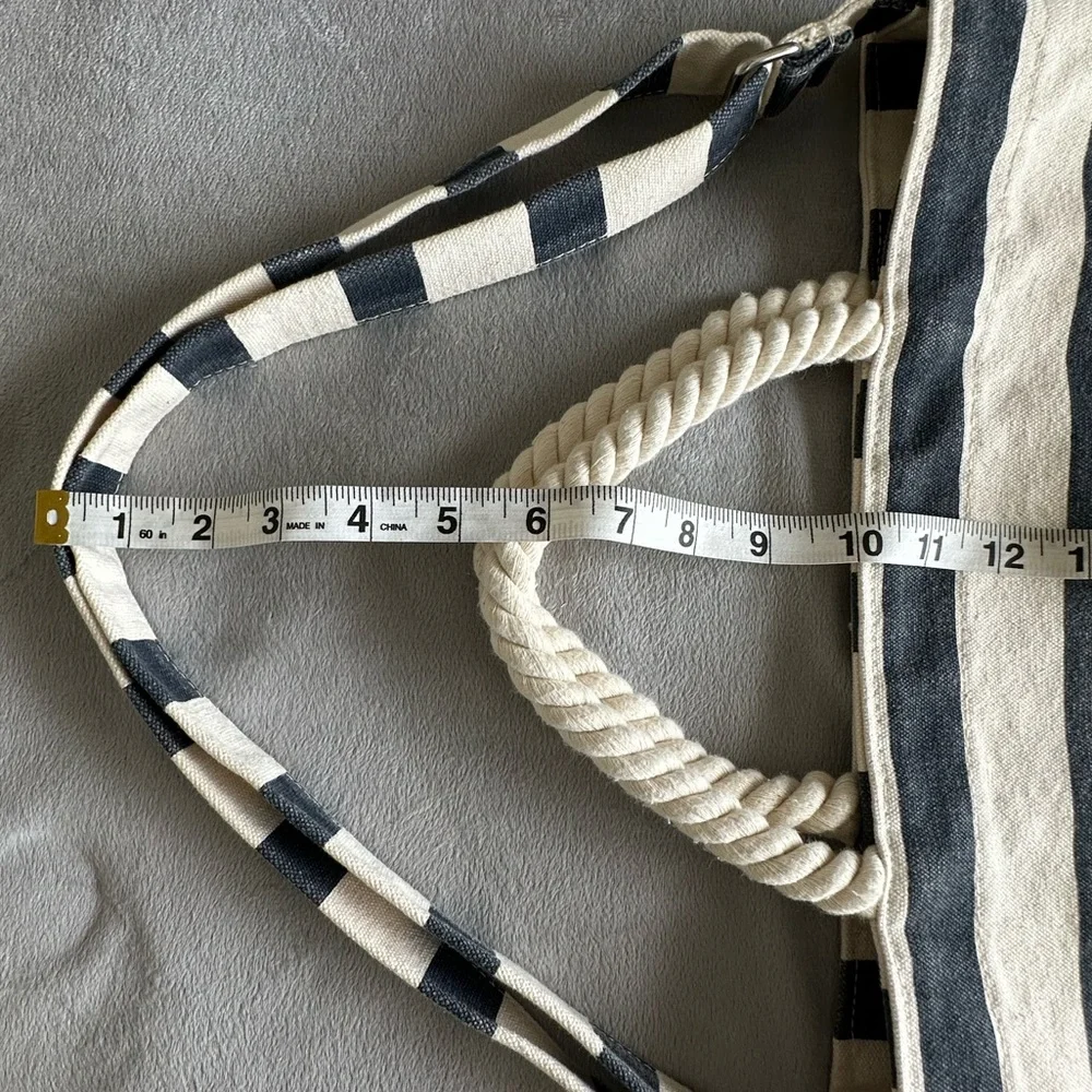 The Black Dog Striped Tote Bag - Picture 6 of 8